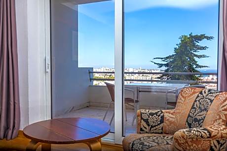 Quadruple Room with Sea View