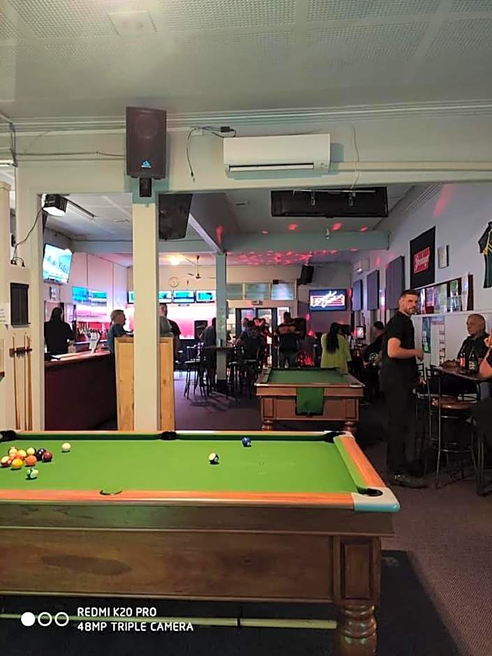 Essex Arms