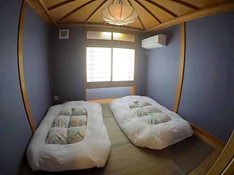 Double or Twin Room with Shared Bathroom