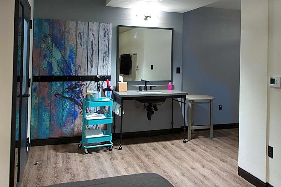 Moxy by Marriott New Orleans Downtown/French Quarter Area