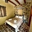 Arapis Rooms & Suites