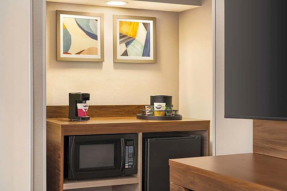 Hampton Inn By Hilton Shelton