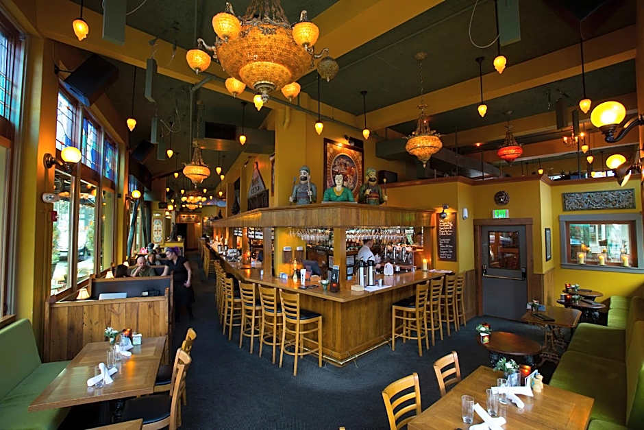 McMenamins Crystal Hotel