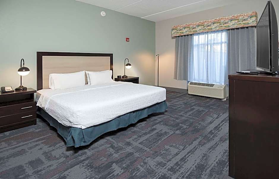 Hampton Inn By Hilton & Suites - Raleigh Downtown