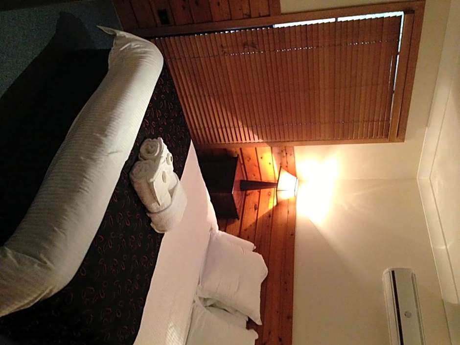 Loxley On Bellbird Hill