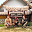 Asim Paris Guesthouse & jungle trekking