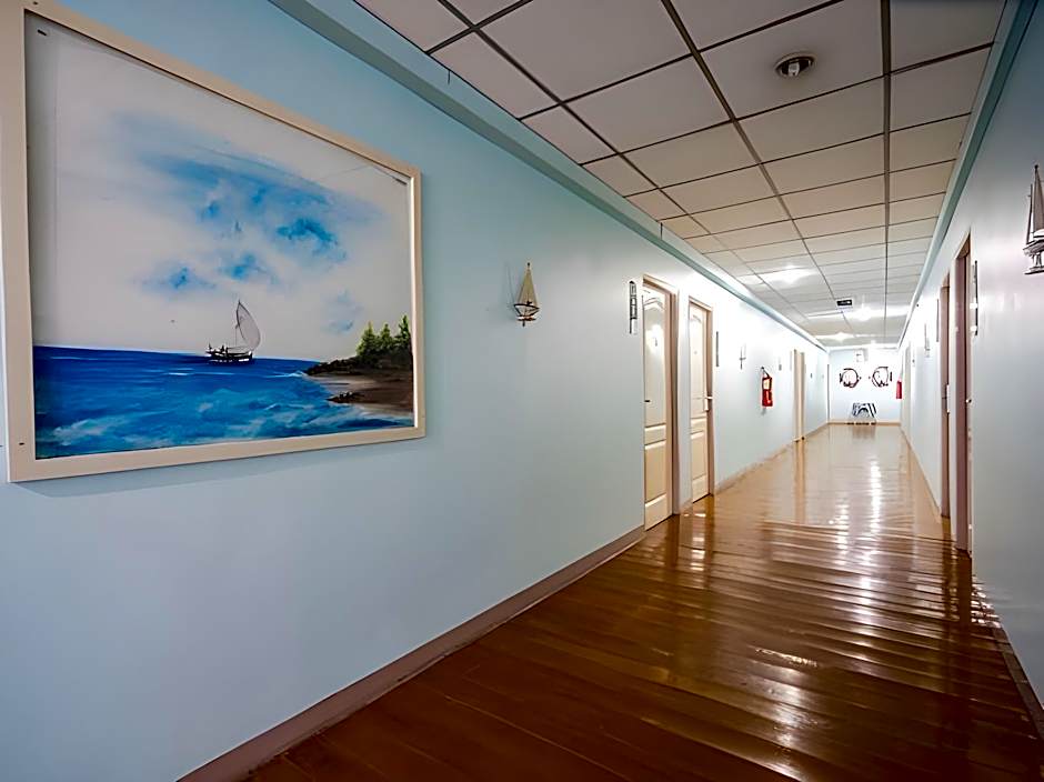 Bed By Boat Hotel & Apartment