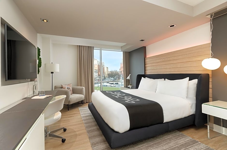 Hotel Zena Washington DC, a Viceroy Urban Retreat