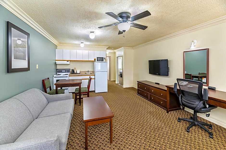 Quality Inn & Suites