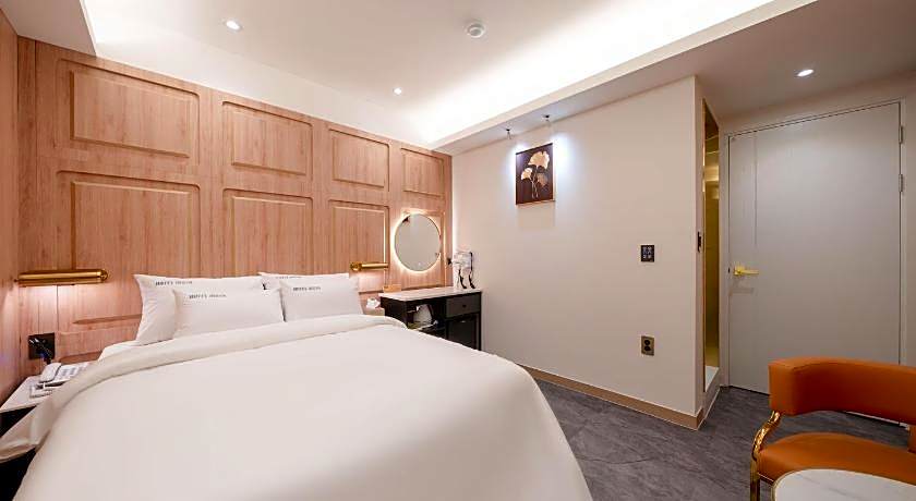 Suwon Station Hotel Insta