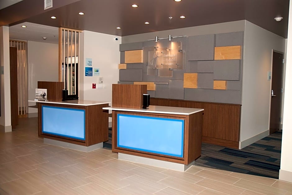 Holiday Inn Express Hotel & Suites Decatur By IHG