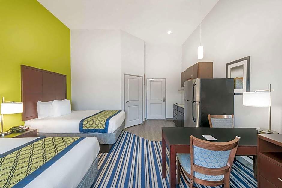 Hawthorn Suites By Wyndham Midland