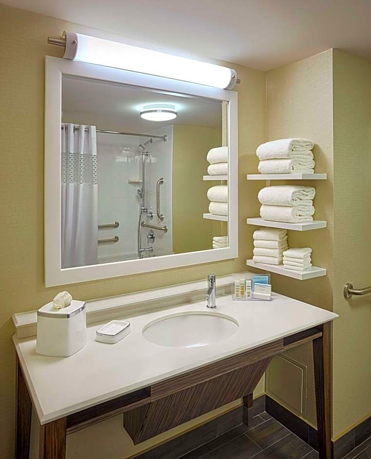 Hampton Inn By Hilton Timmins