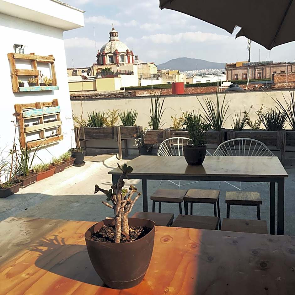 El Petate Hostel