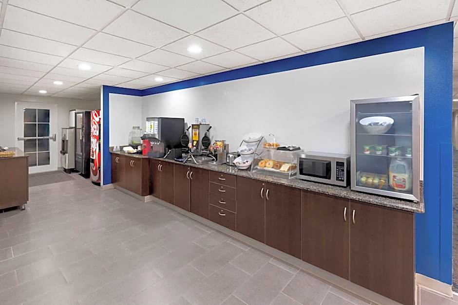 Microtel Inn & Suites by Wyndham Baton Rouge Airport
