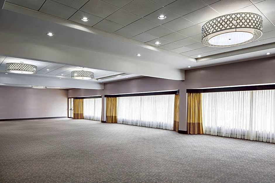 Sheraton Vancouver Airport Hotel