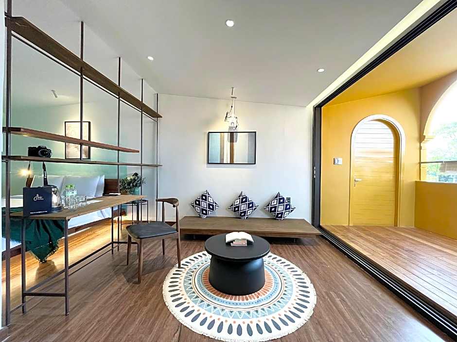 Joi Boutique Bãi Trước