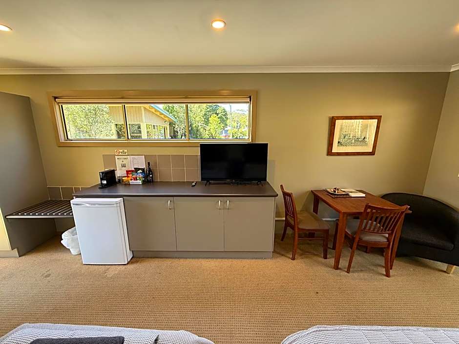 Motel Strahan