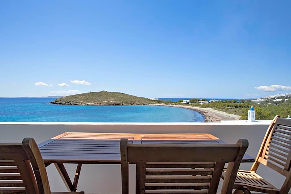 Porto Raphael Residences & Suites