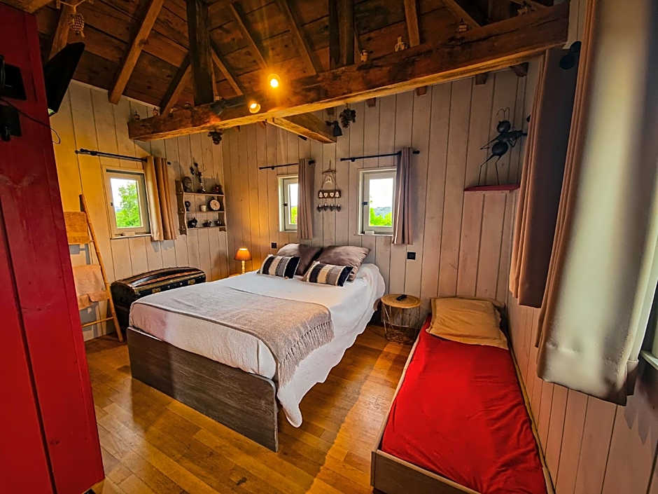 Gite Chambre d'hotes insolite dans un pigeonnier à 5 minutes de Marciac Gers