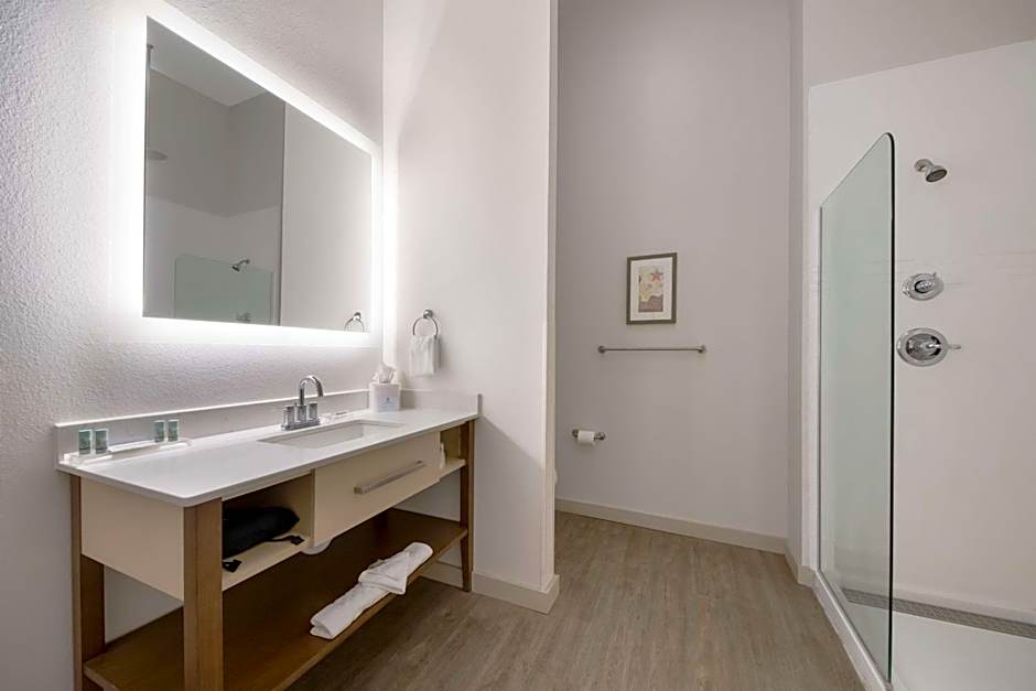 Best Western Bandera Suites & Saloon