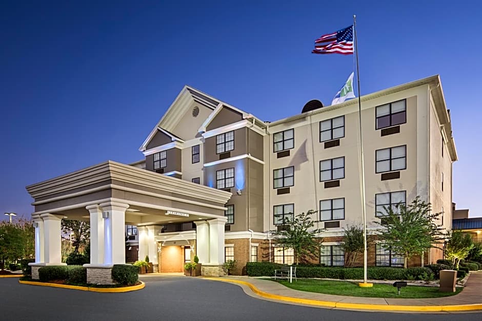 Photo 1 of 38 of Holiday Inn Express Hotel & Suites Byron By IHG
