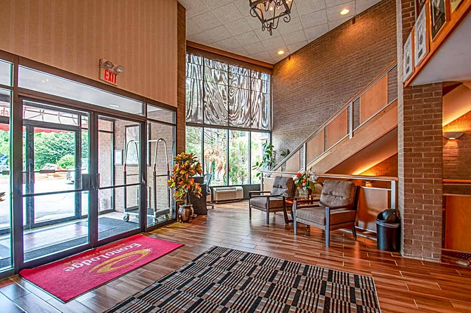 Econo Lodge Metro