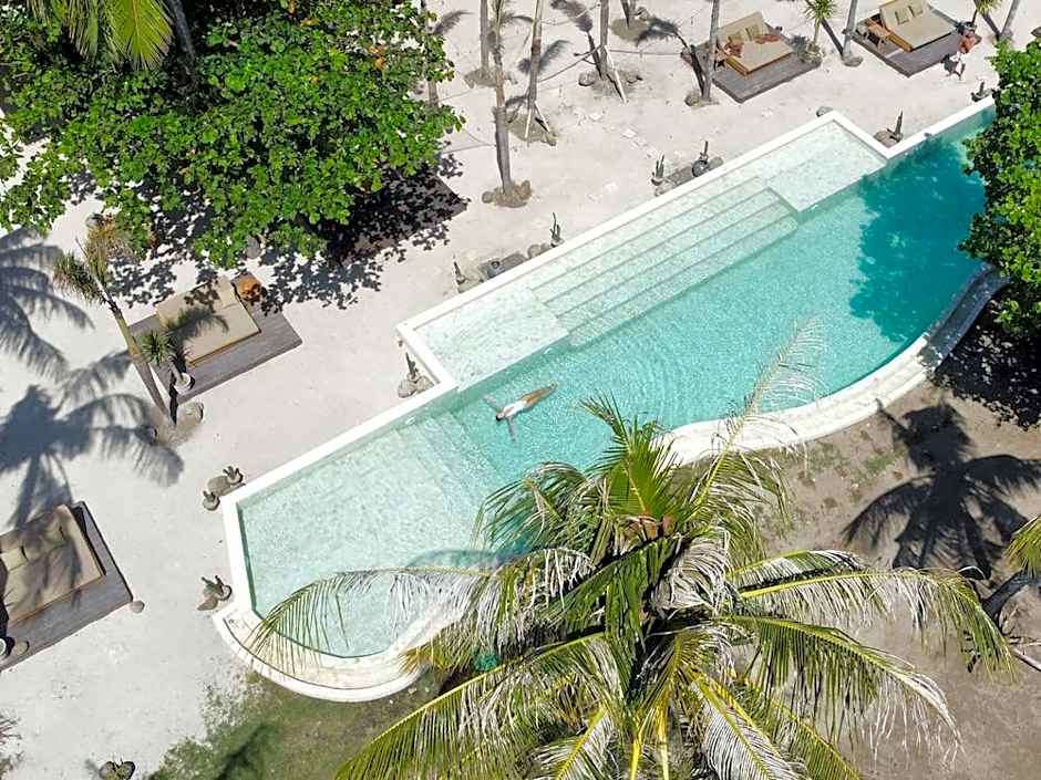 Bleu MATHIS Gili Asahan