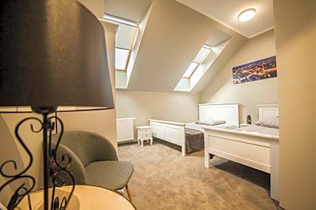 Triple Room with Private Bathroom