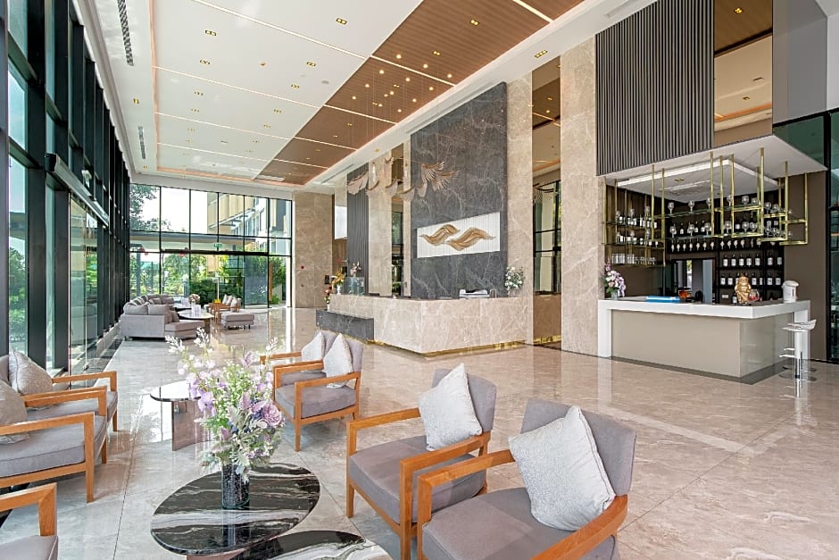 Crystal Srivaree Suvarnabhumi Hotel