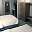 Holiday Inn Express and Suites Eau Claire West I-94 By IHG