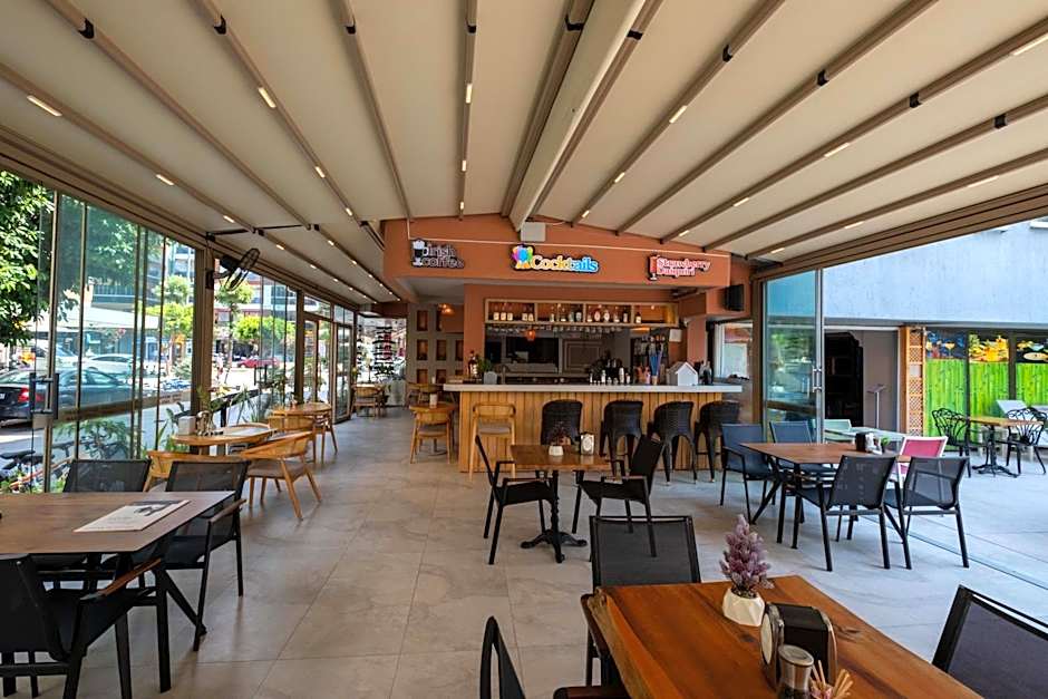 Kleopatra ICARIA Apart Hotel