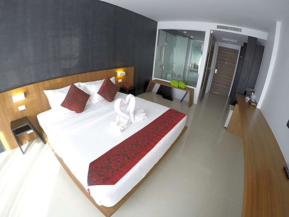Phoenix Grand Patong