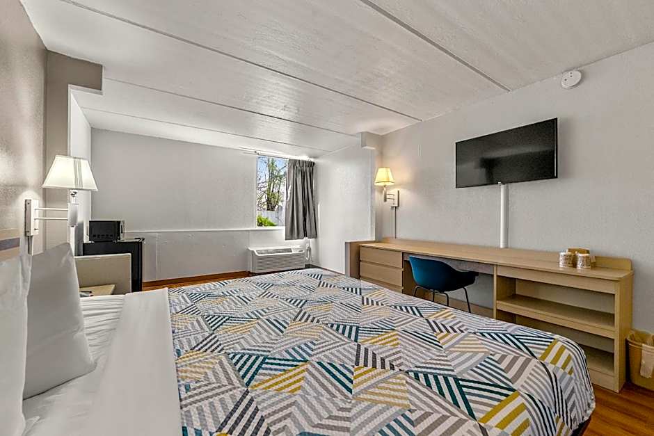 Motel 6-Decatur, GA