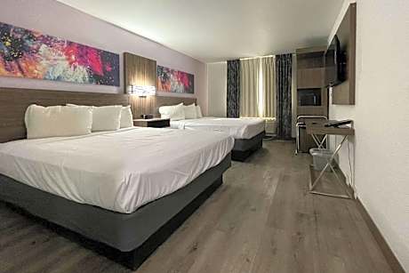 Superior Double Room with Two Double Beds - Non Smoking