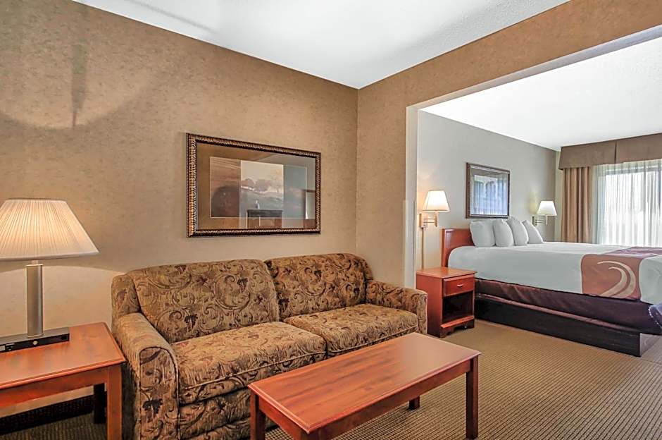Comfort Inn & Suites