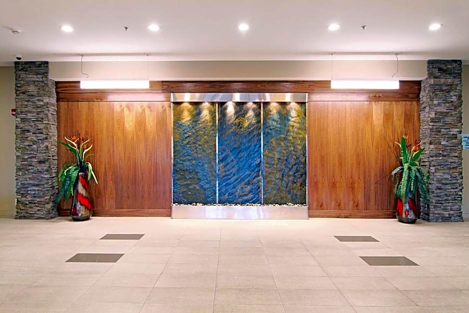Holiday Inn Express and Suites Calgary University By IHG