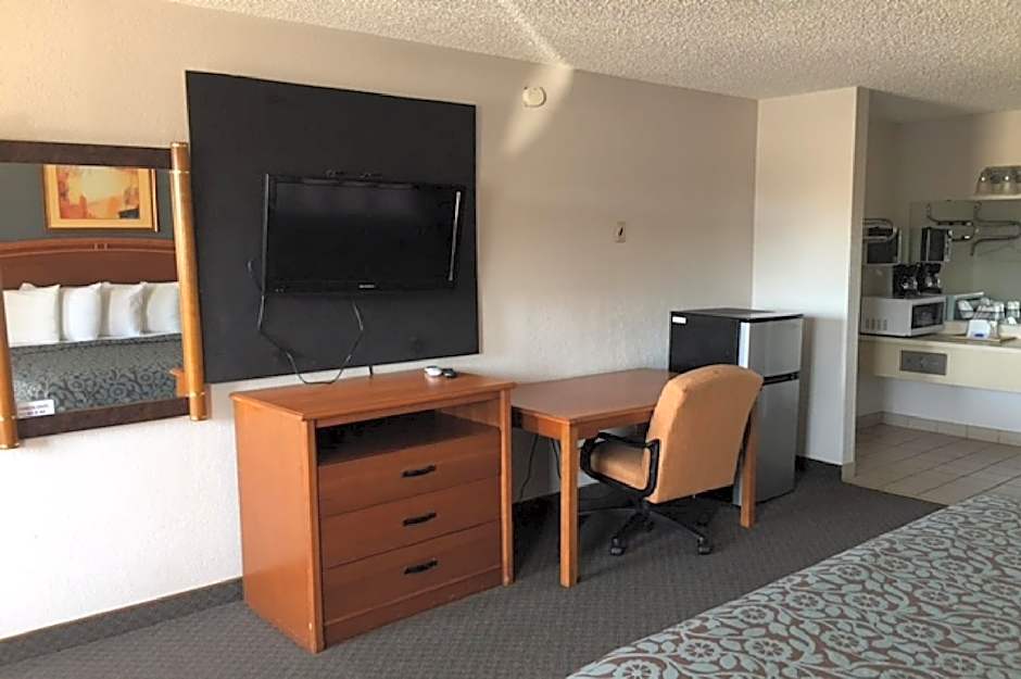 Hebbronville Executive Inn