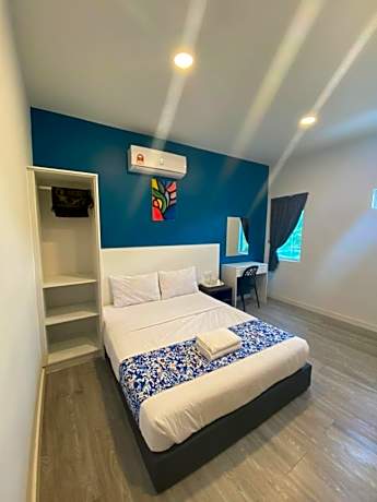 Queen Suite