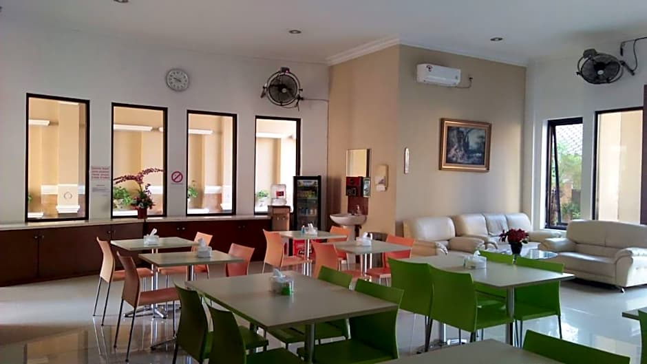 Hotel Sulawesi Kertajaya