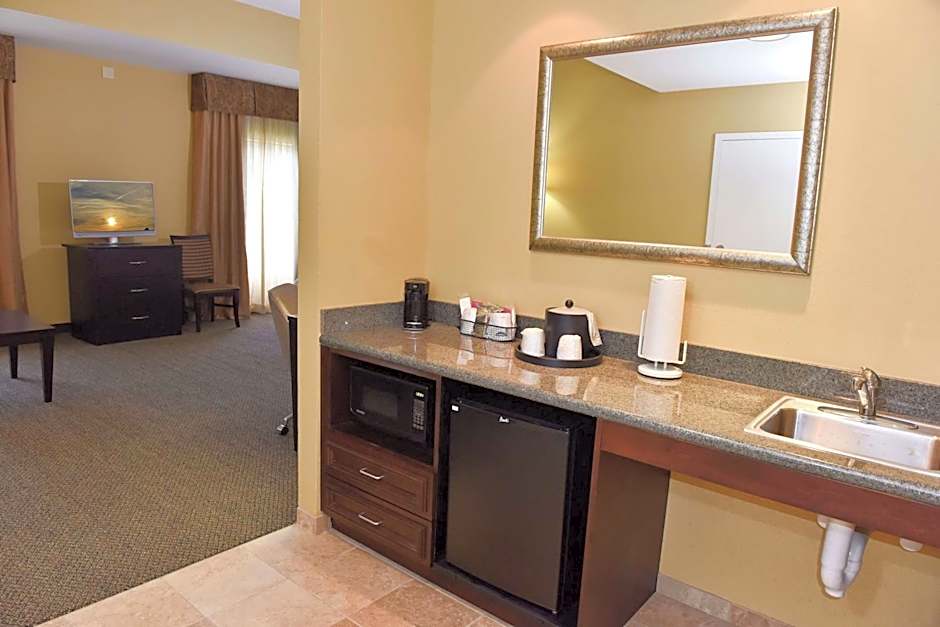 Hampton Inn By Hilton & Suites Alexandria