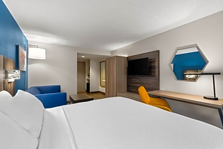 King Room with Sofa Bed - Non-Smoking