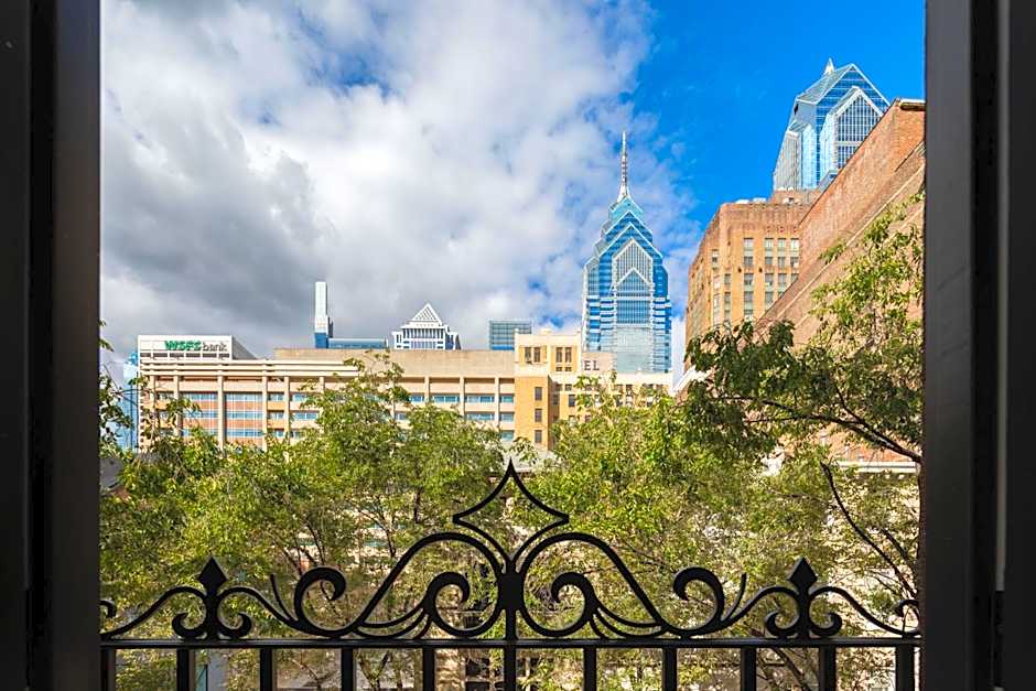 Sosuite at French Quarters - Rittenhouse Square