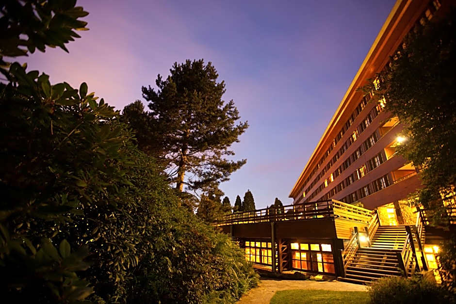 Disney's Sequoia Lodge®