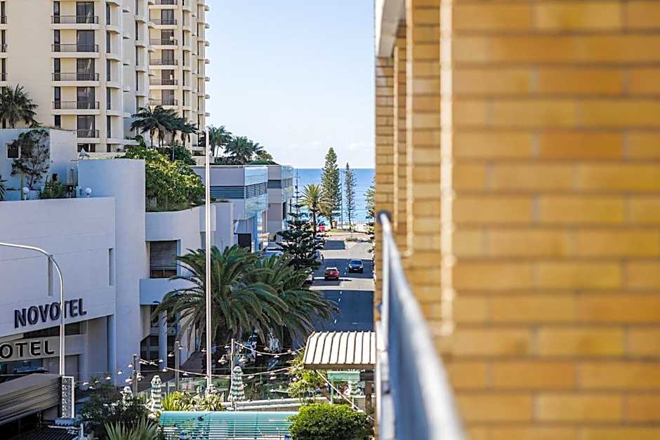 Bunk Surfers Paradise 18-35 Backpacker Hostel