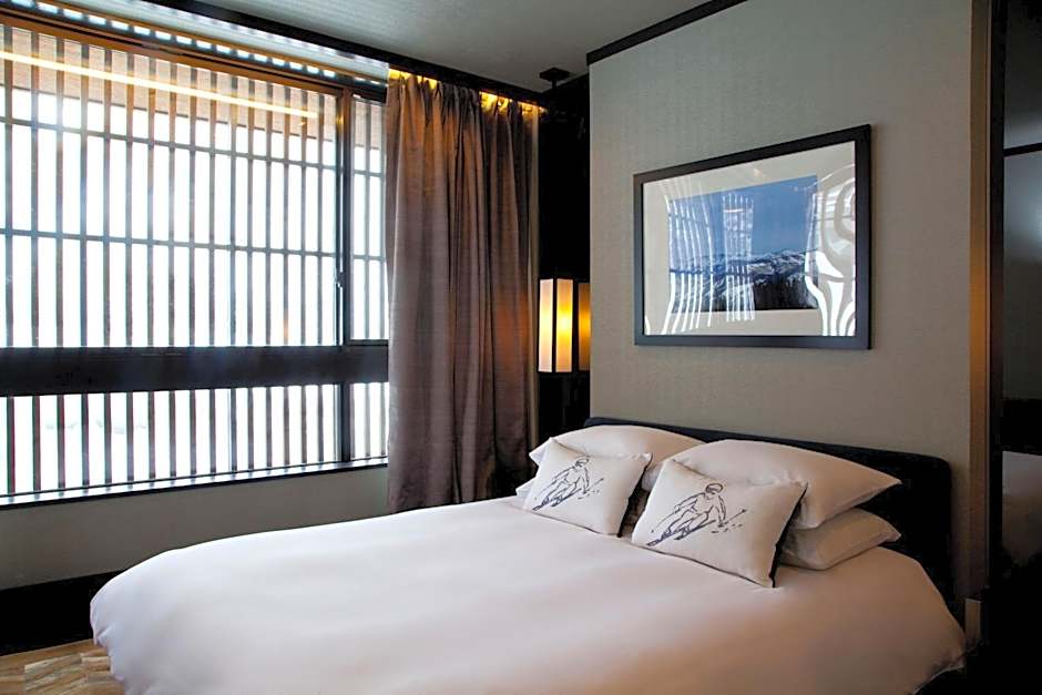 Hinode Hills Niseko Village