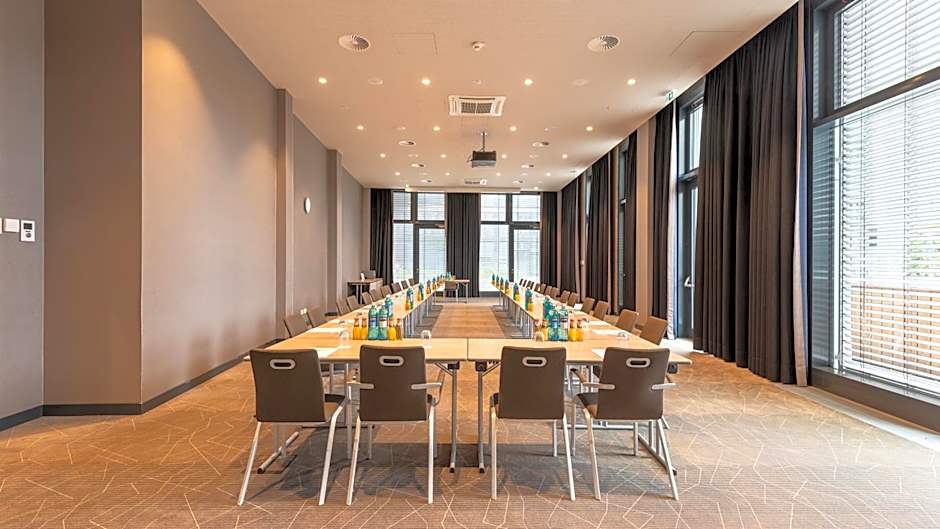 Holiday Inn Frankfurt Airport By IHG