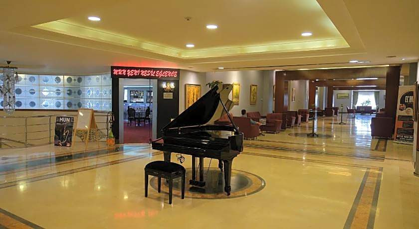 The Green Park Bostanci