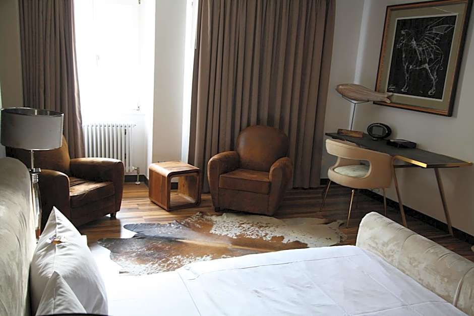 Elements Hotel