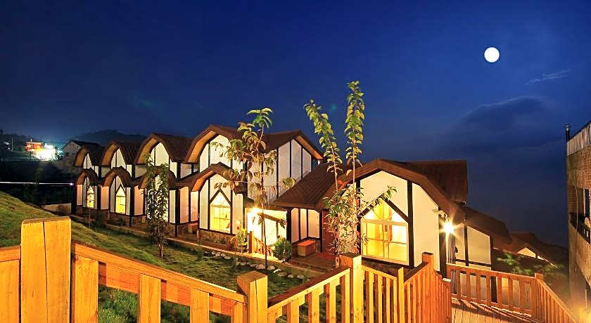 Sea of Clouds Vacation Villa I